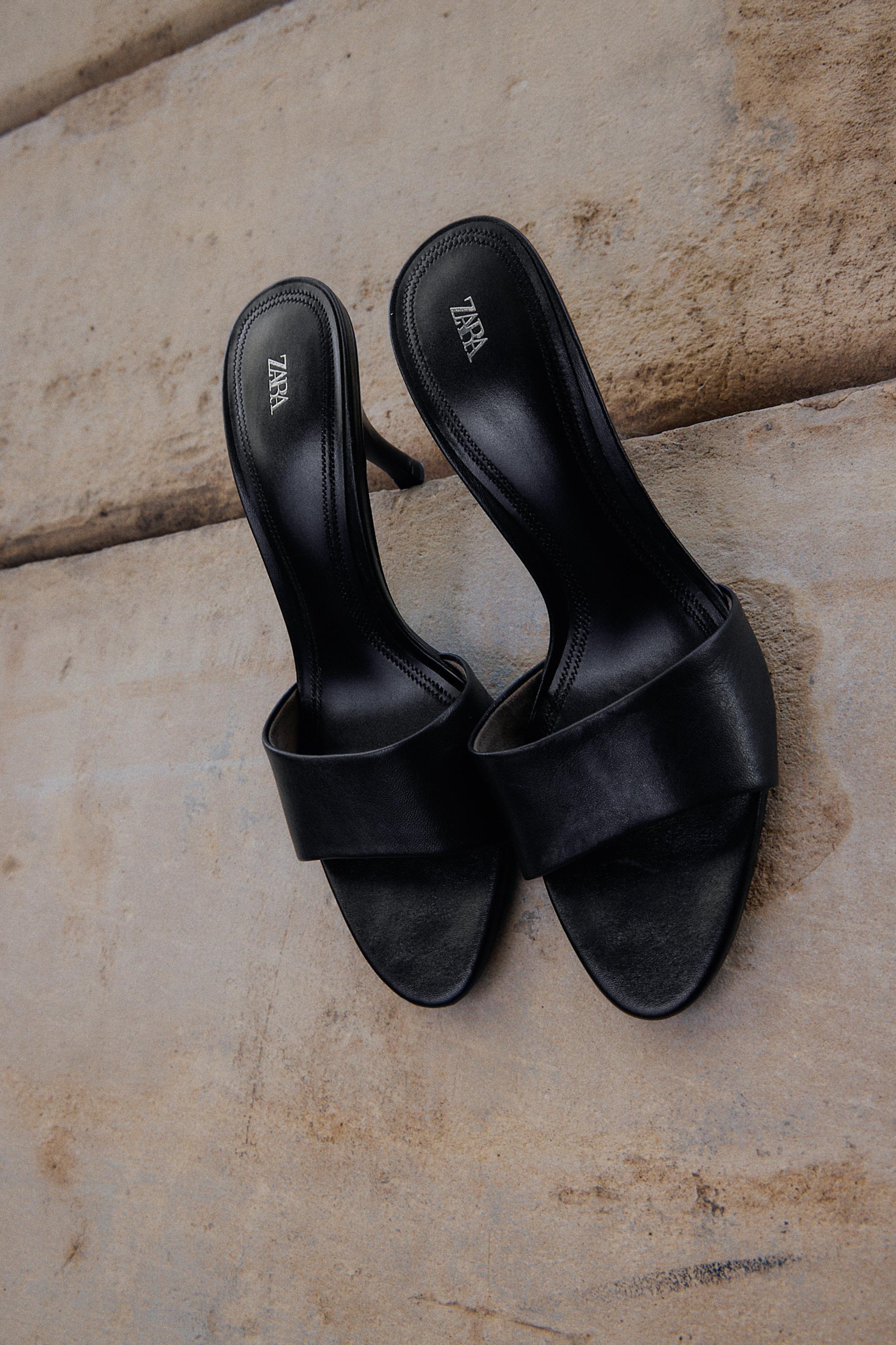 SANDALES À TALONS EN CUIR